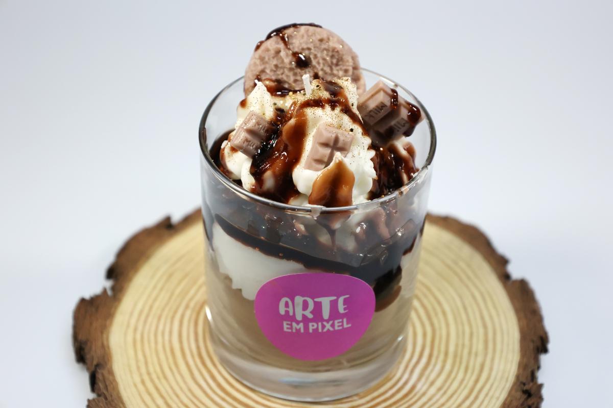 Vela em Copo Choco Bomba